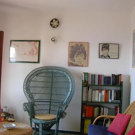 Appartement Casa Dels Misteris A Terrace On Sea