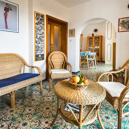 Casa Dels Misteris A Terrace On Sea Apartment